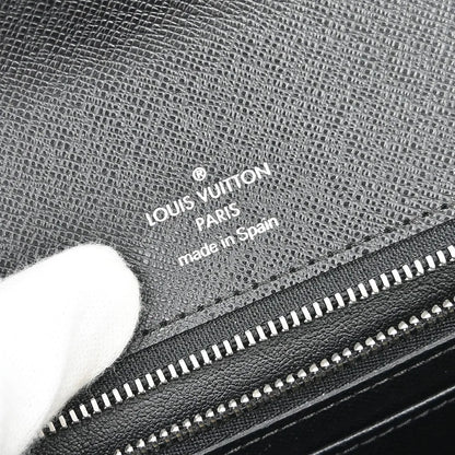 Louis Vuitton Selenga Pochette Taiga Leather, Black, Leather, Clutch