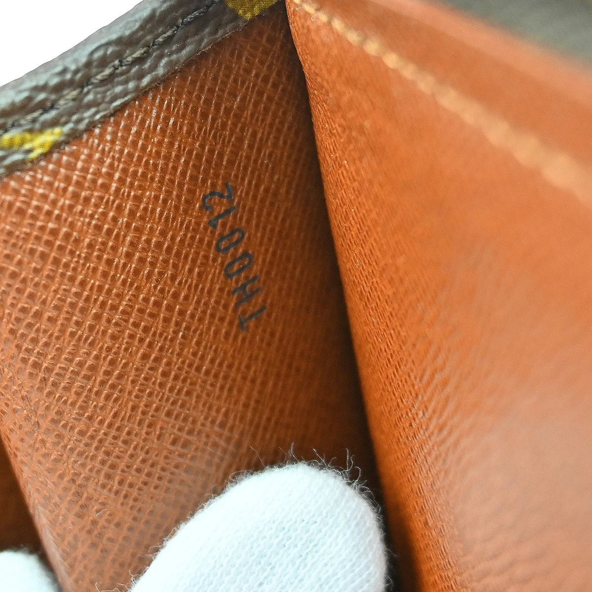 Louis Vuitton Poche Documents Monogram Canvas, Brown, Canvas, Clutch