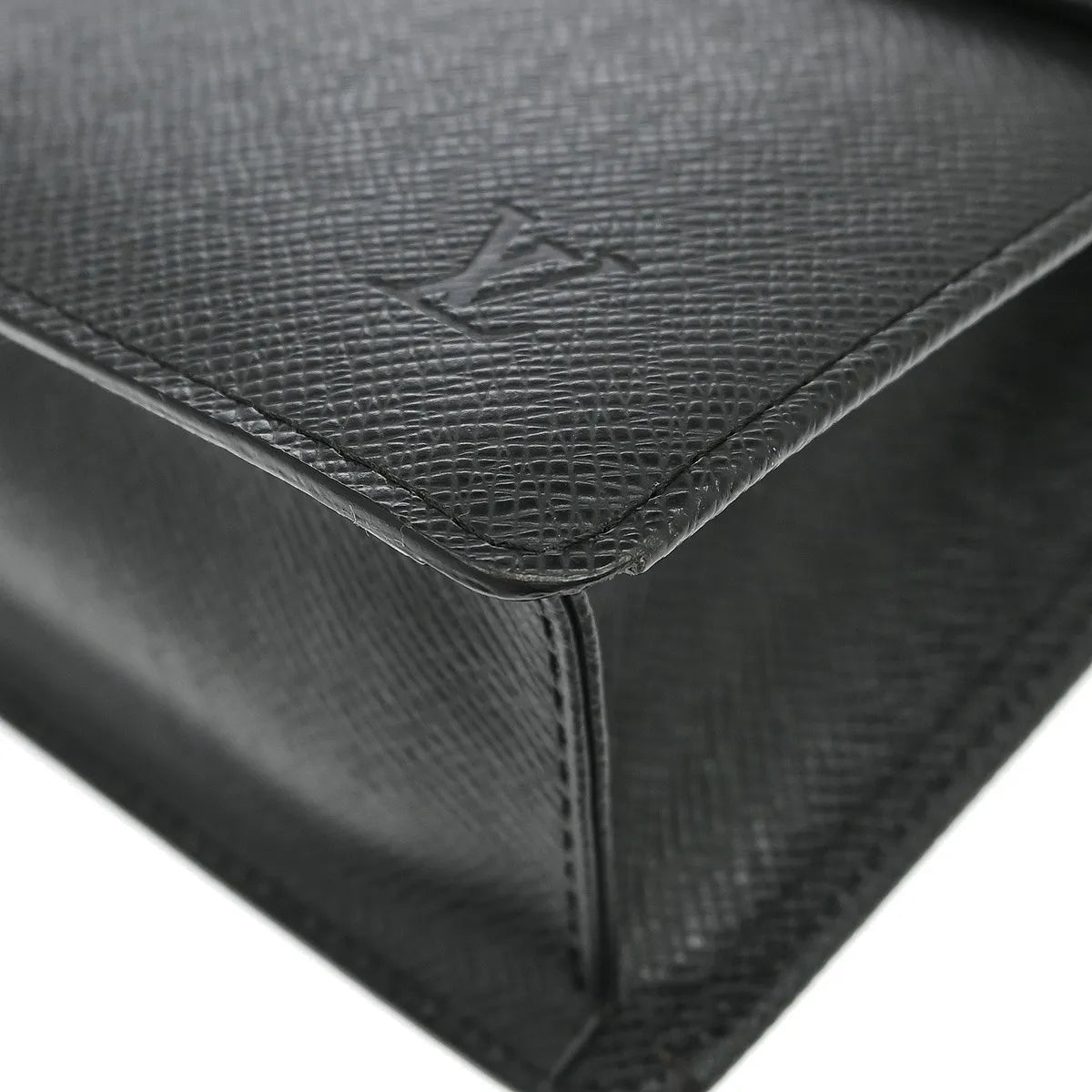 Louis Vuitton Selenga Pochette Taiga Leather, Black, Leather, Clutch