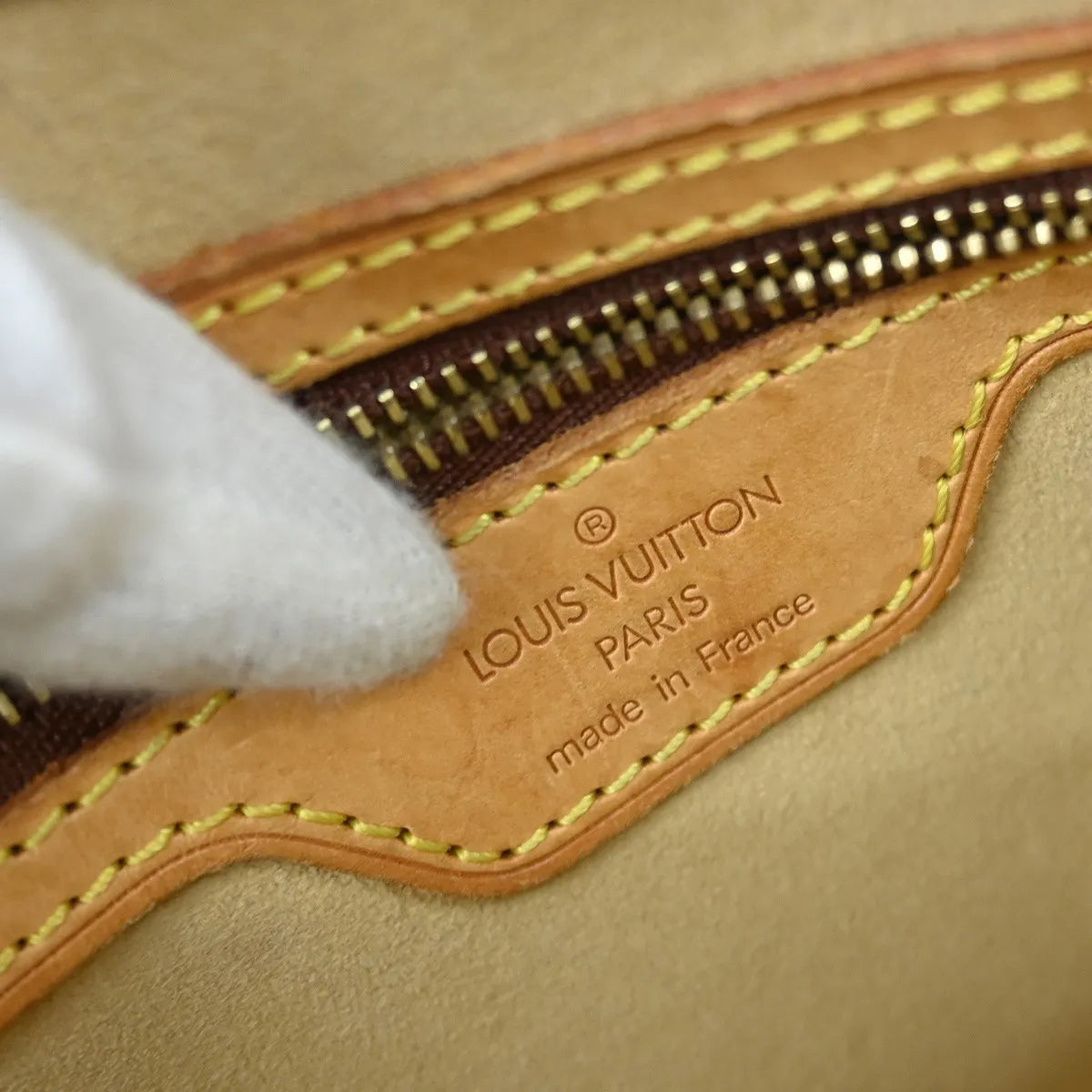 Louis Vuitton Monogram Looping Monogram Canvas, Brown, Canvas, Shoulder Bag
