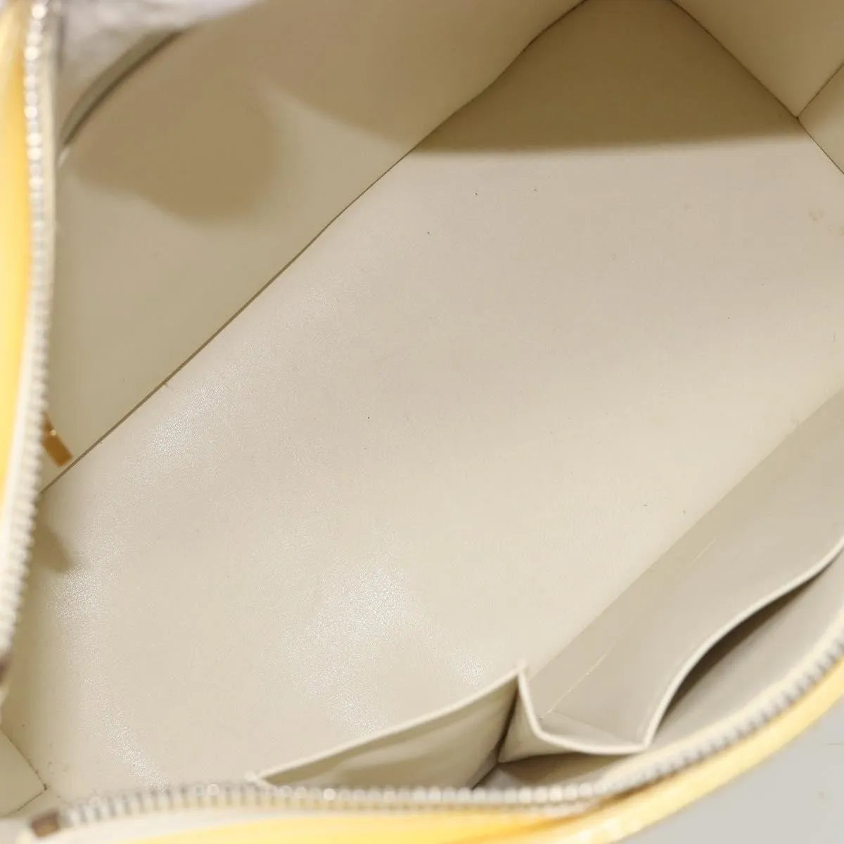 Louis Vuitton Houston Monogram Vernis, Beige, Patent Leather, Tote Bag