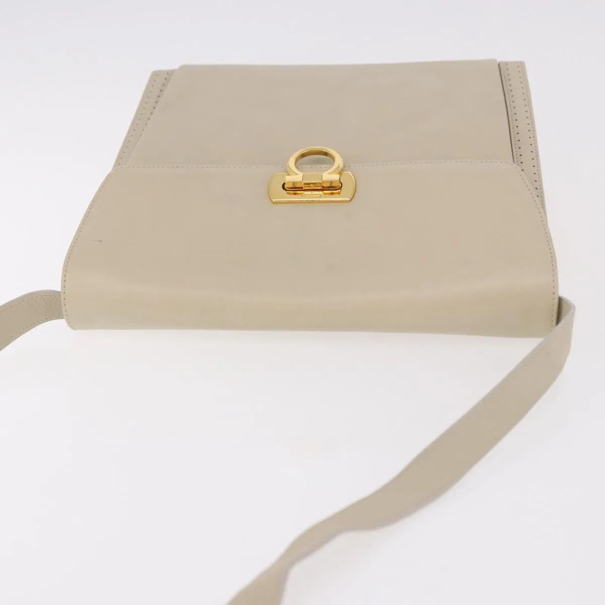 Salvatore Ferragamo Gancini Leather, Beige, Leather, Shoulder Bag