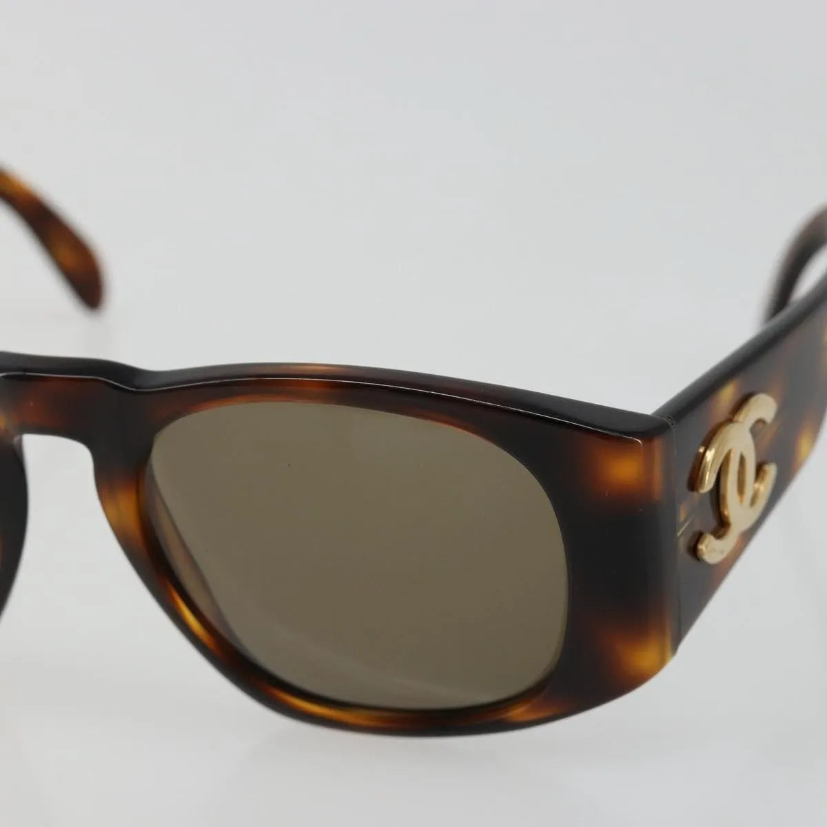 Chanel Coco mark barette Gold plated, Brown, Plastic, Sunglasses