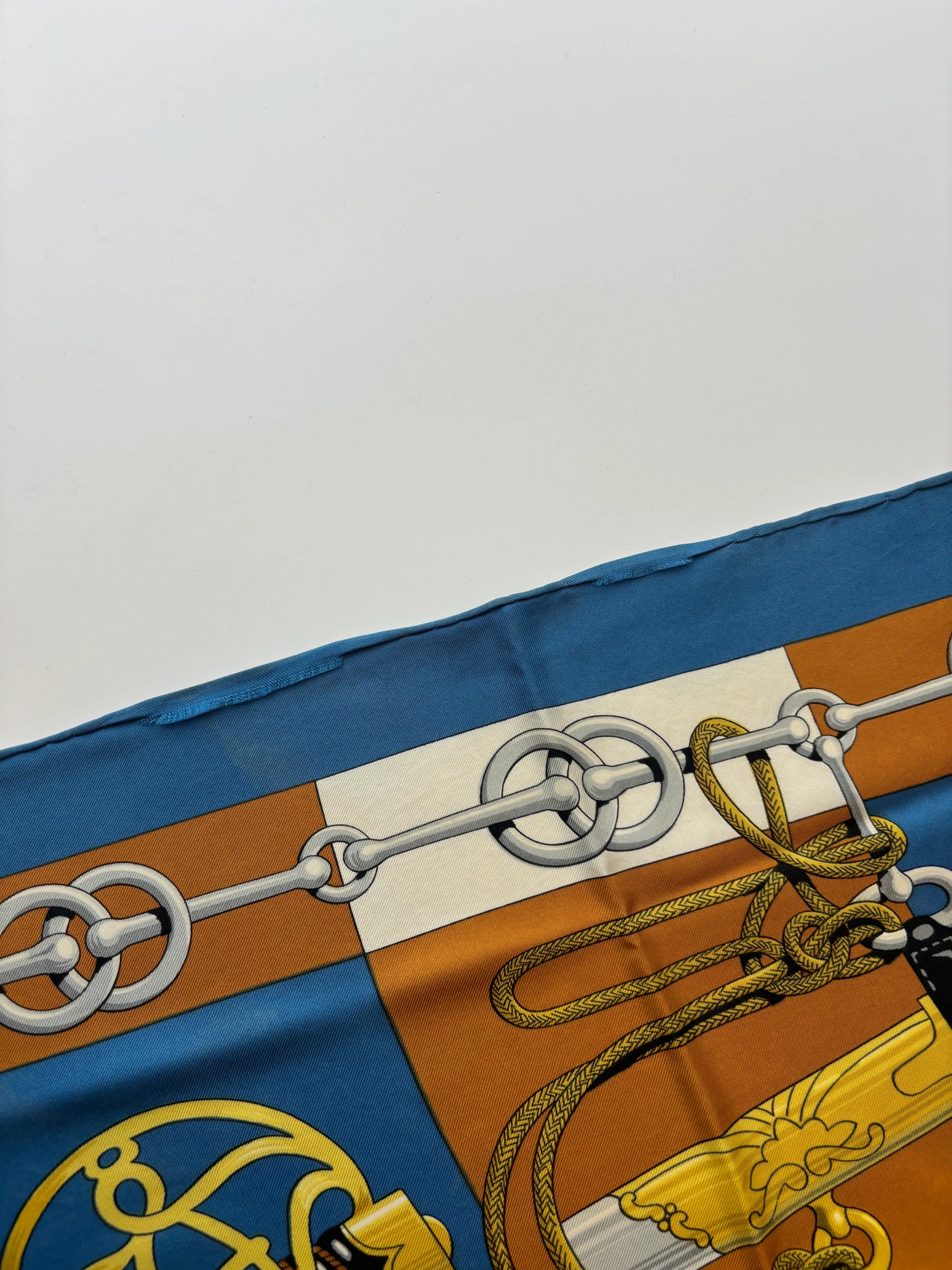 Hermes Carré 90 Silk multicolor, Multicolour, Silk, Scarf
