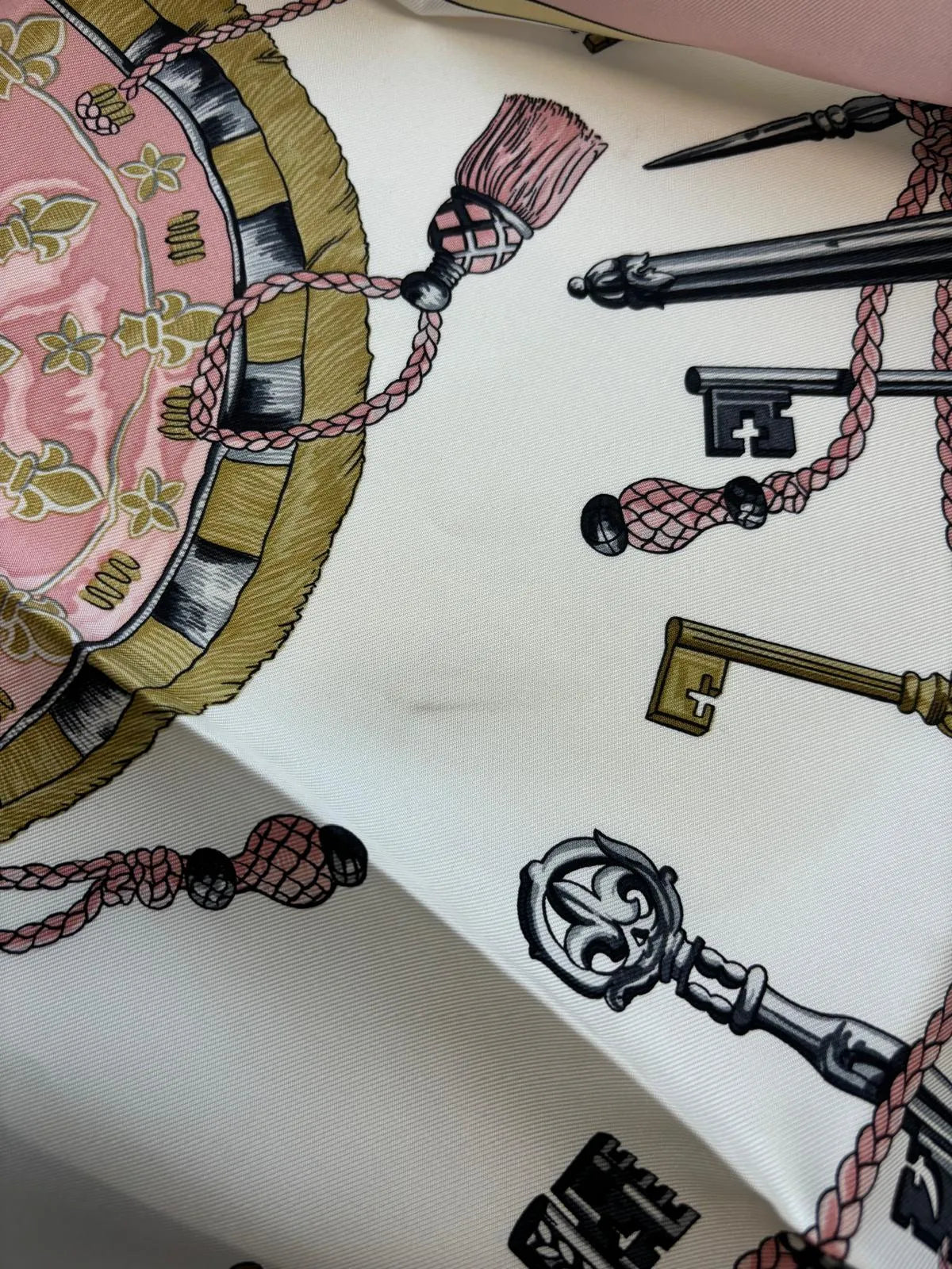 Hermes Carré 90 Silk multicolor, Print, Silk, Scarf