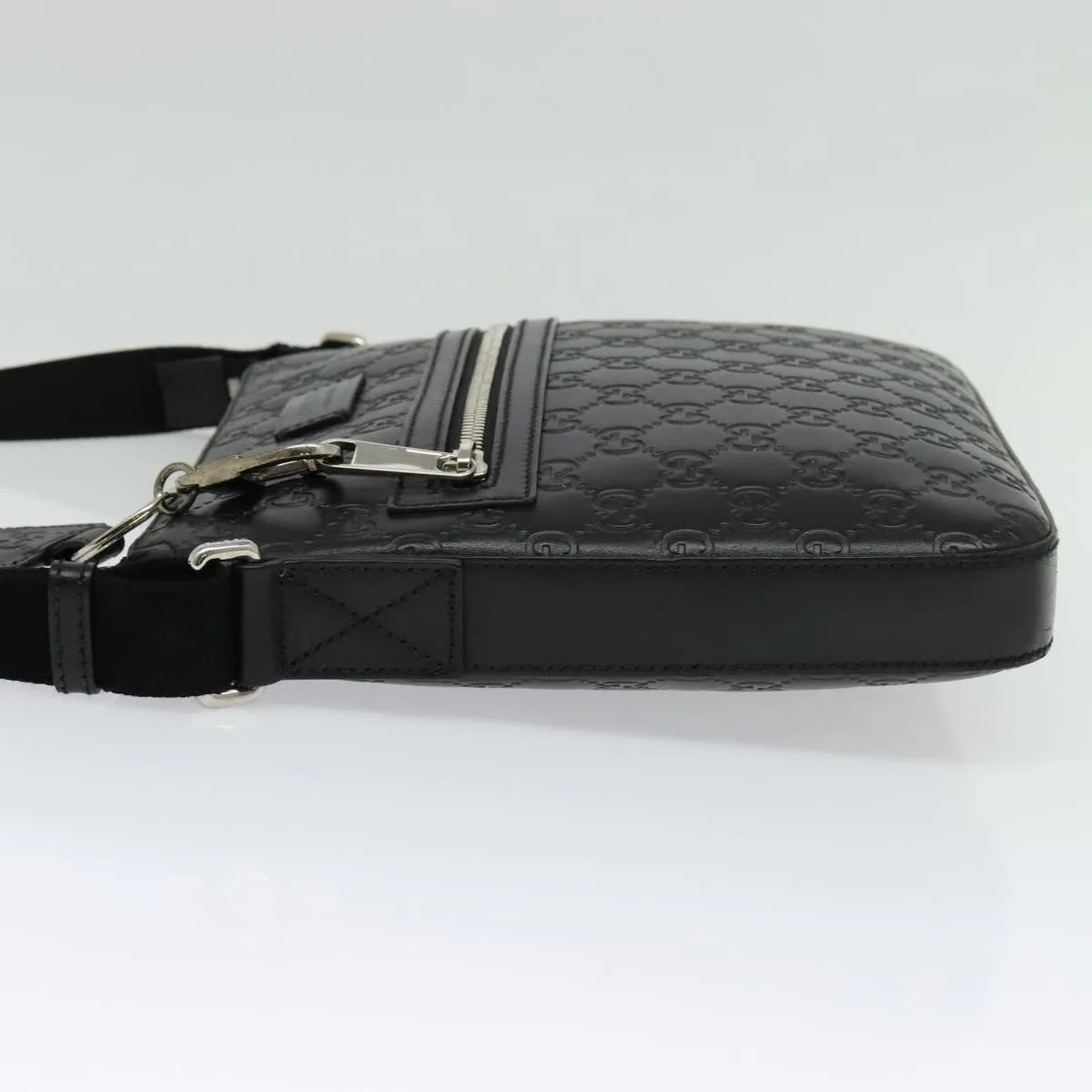 Gucci Signature Zip Messenger Guccissima Leather, Black, Leather, Shoulder Bag