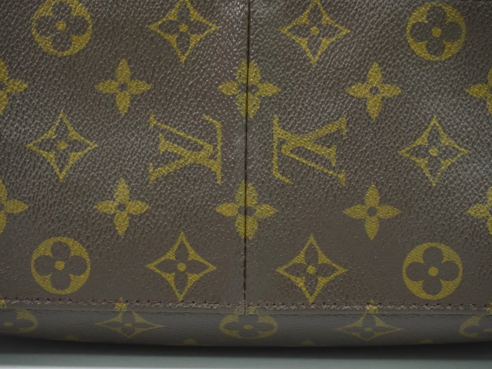 Louis Vuitton Monogram Looping Monogram Canvas, Brown, Canvas, Shoulder Bag