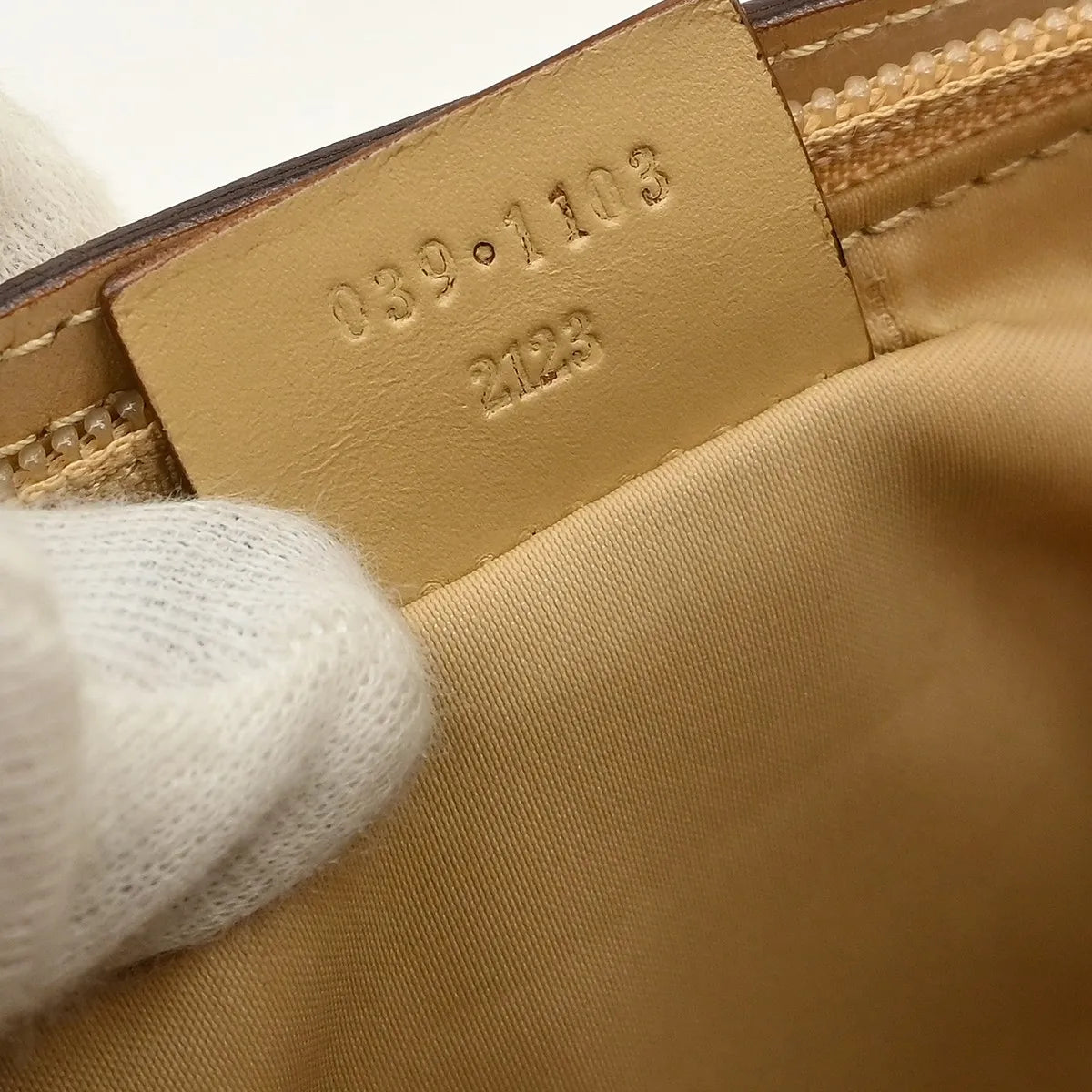 Gucci Web Boat Pochette GG Canvas, Beige, Canvas, Handbag