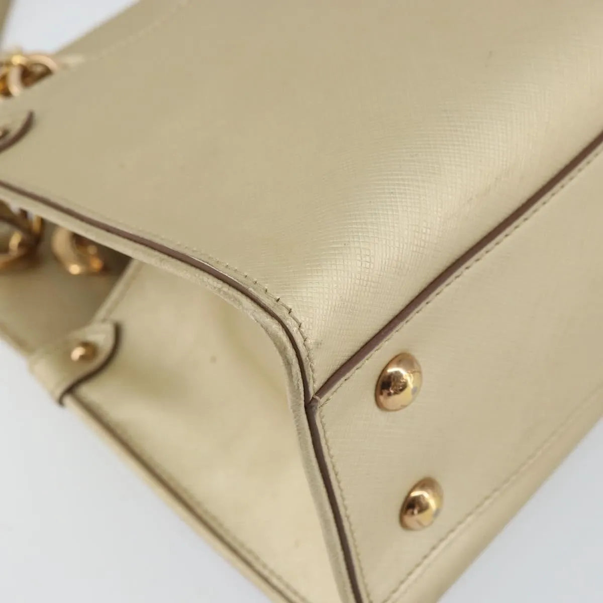 Salvatore Ferragamo Gancini Leather, Gold, Leather, Shoulder Bag