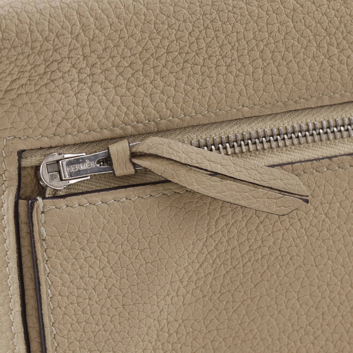 Hermes Dogon Recto Verso Leather, Beige, Leather, Wallet