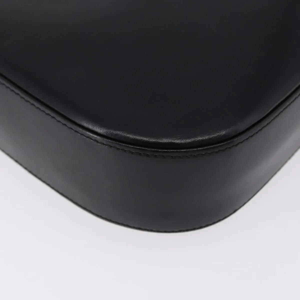 Salvatore Ferragamo Gancini Leather, Black, Leather, Shoulder Bag