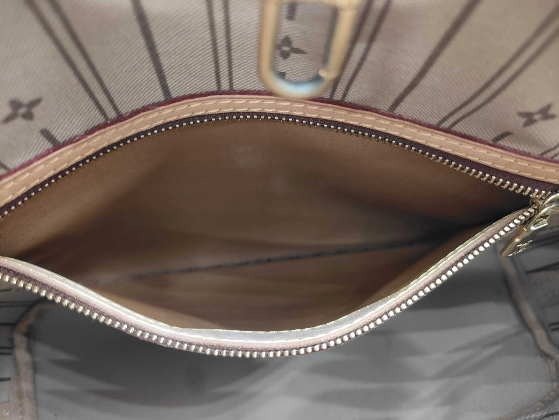 Louis Vuitton Neverfull Tote Monogram Canvas, Brown, Canvas, Tote Bag