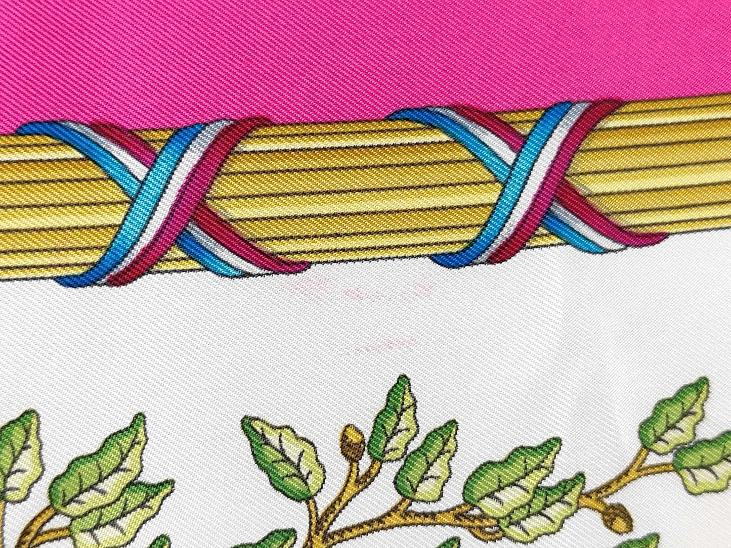 Hermes Carré 90 Silk multicolor, Multicolour, Silk, Scarf
