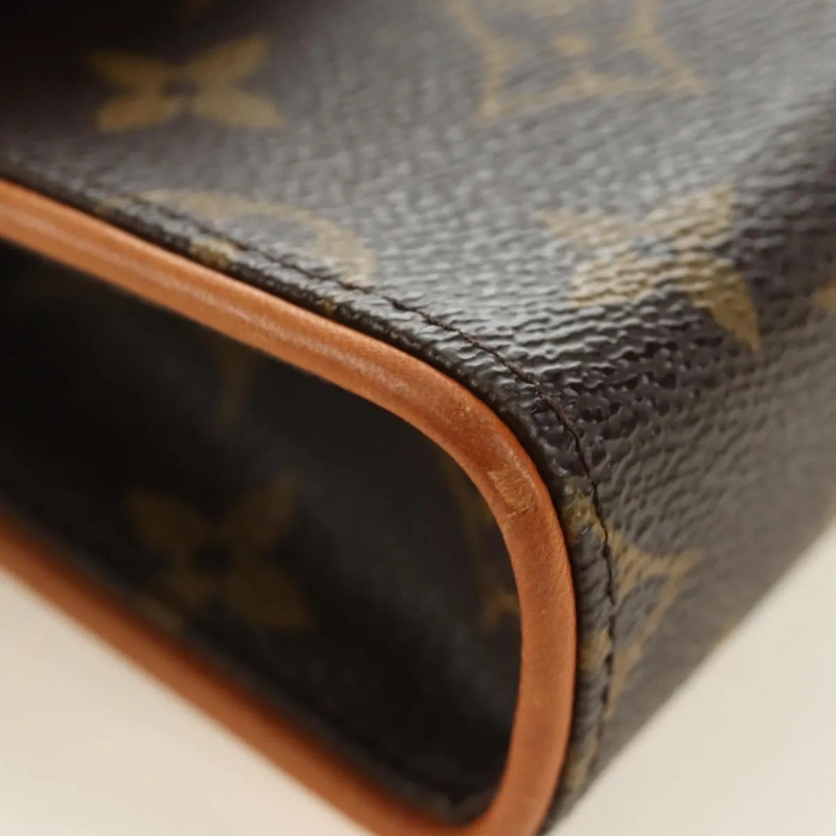 Louis Vuitton Florentine Waist Monogram Canvas, Brown, Canvas, Clutch