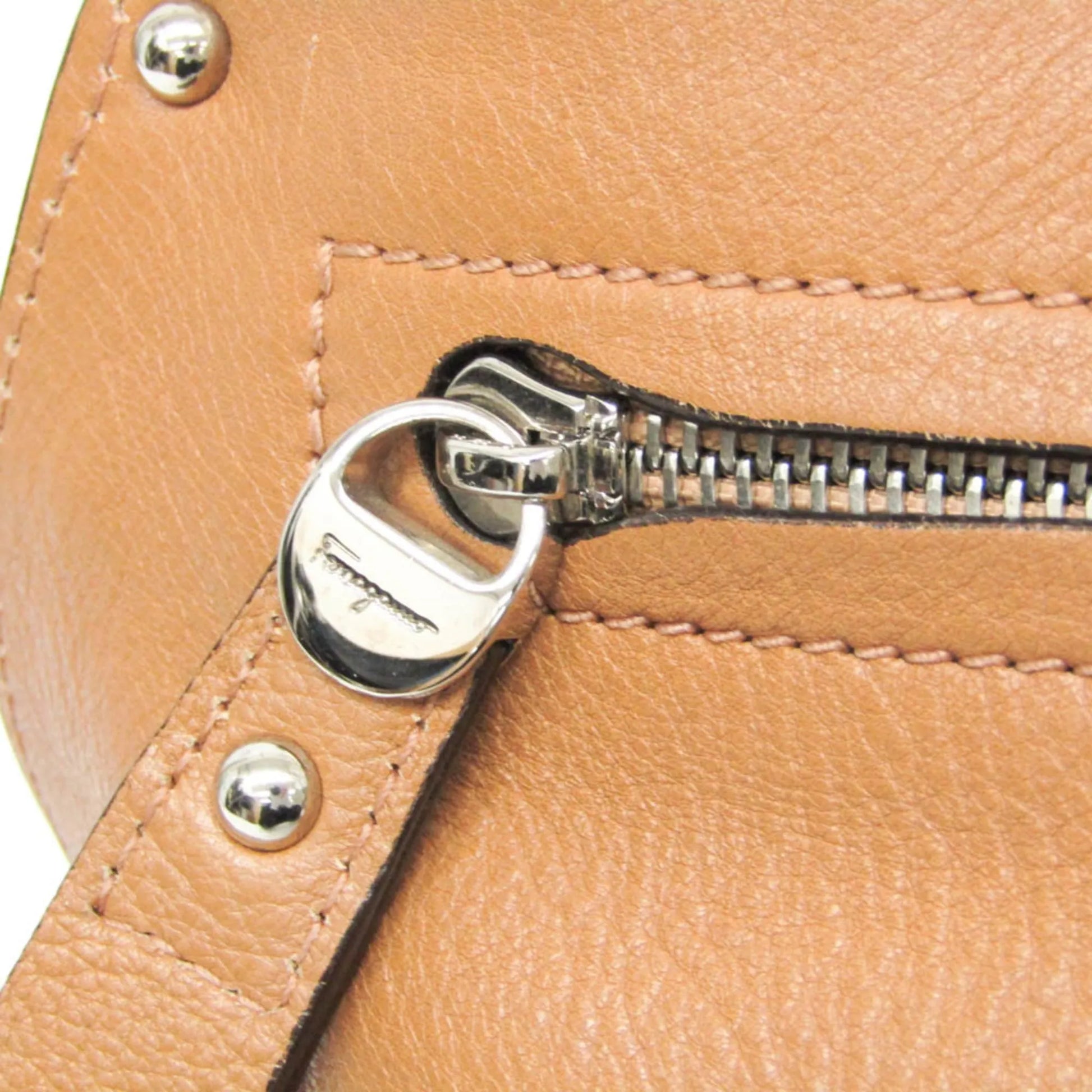 Salvatore Ferragamo Gancini Leather, Brown, Leather, Shoulder Bag