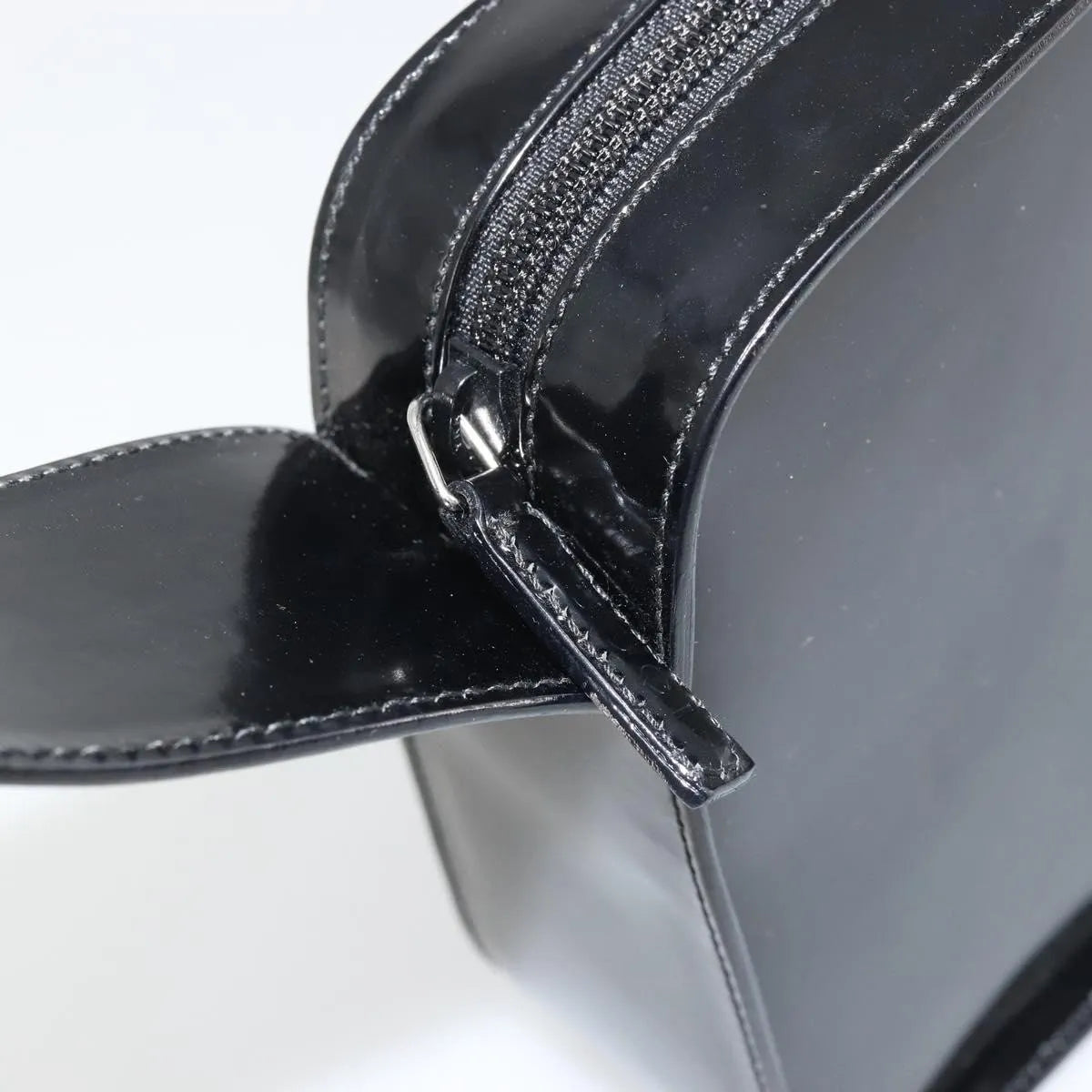 Gucci Vintage G logo Leather, Black, Patent Leather, Shoulder Bag
