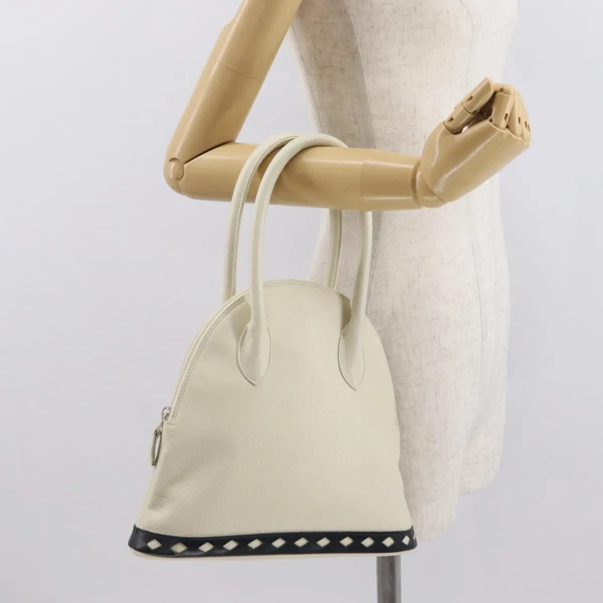 Saint Laurent Vintage handbag Leather, White, Leather, Handbag