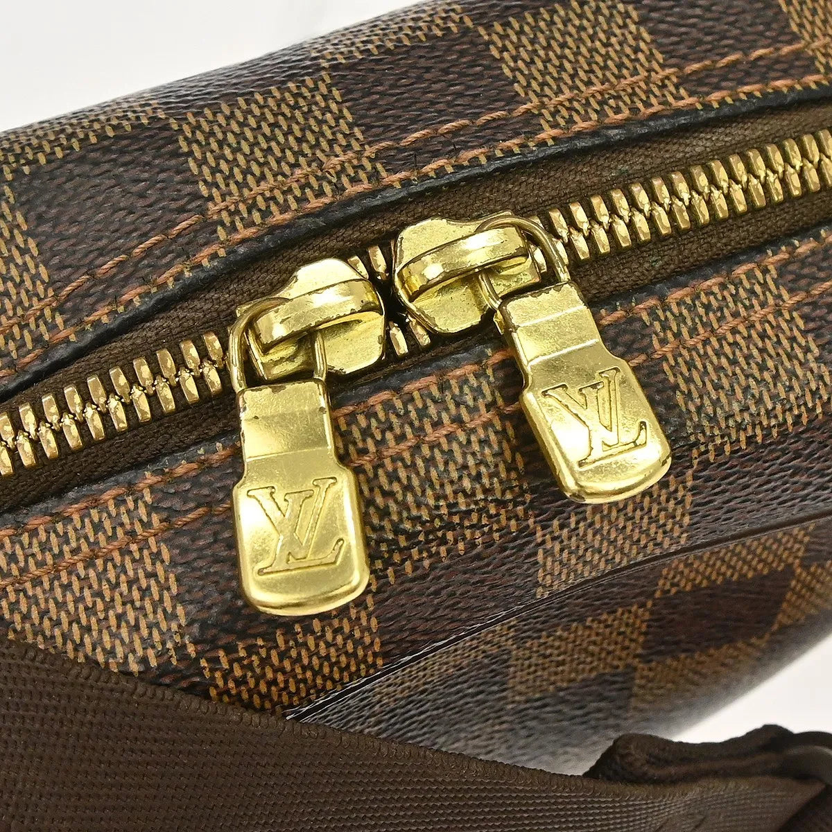 Louis Vuitton Olav Damier, Brown, Canvas, Shoulder Bag