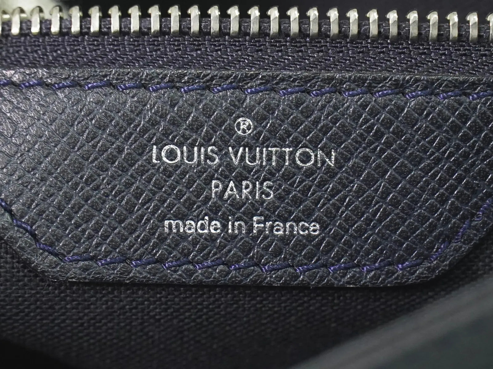 Louis Vuitton Roman Taiga Leather, Navy, Leather, Shoulder Bag