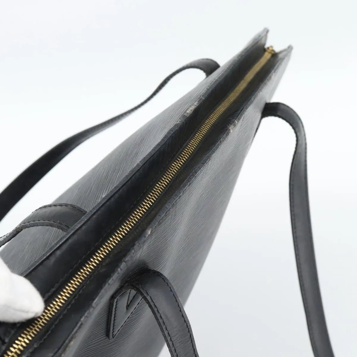 Louis Vuitton Saint Jacques Epi Leather, Black, Leather, Shoulder Bag