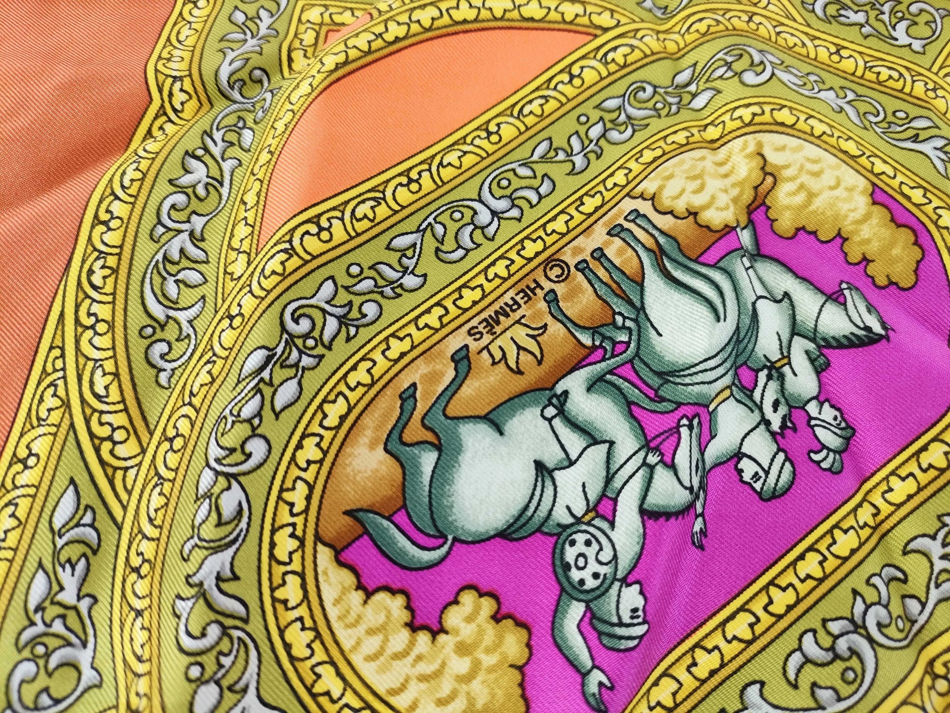 Hermes Carré 90 Silk multicolor, Multicolour, Silk, Scarf