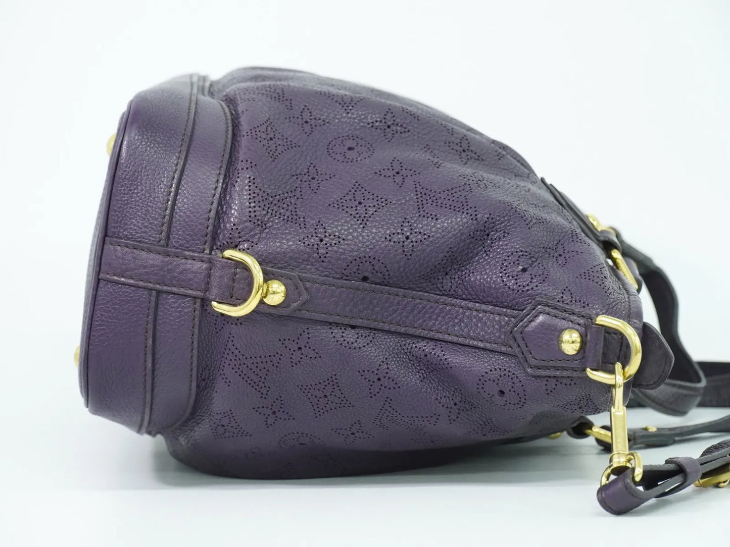 Louis Vuitton Stellar Mahina Leather, Purple, Leather, Handbag