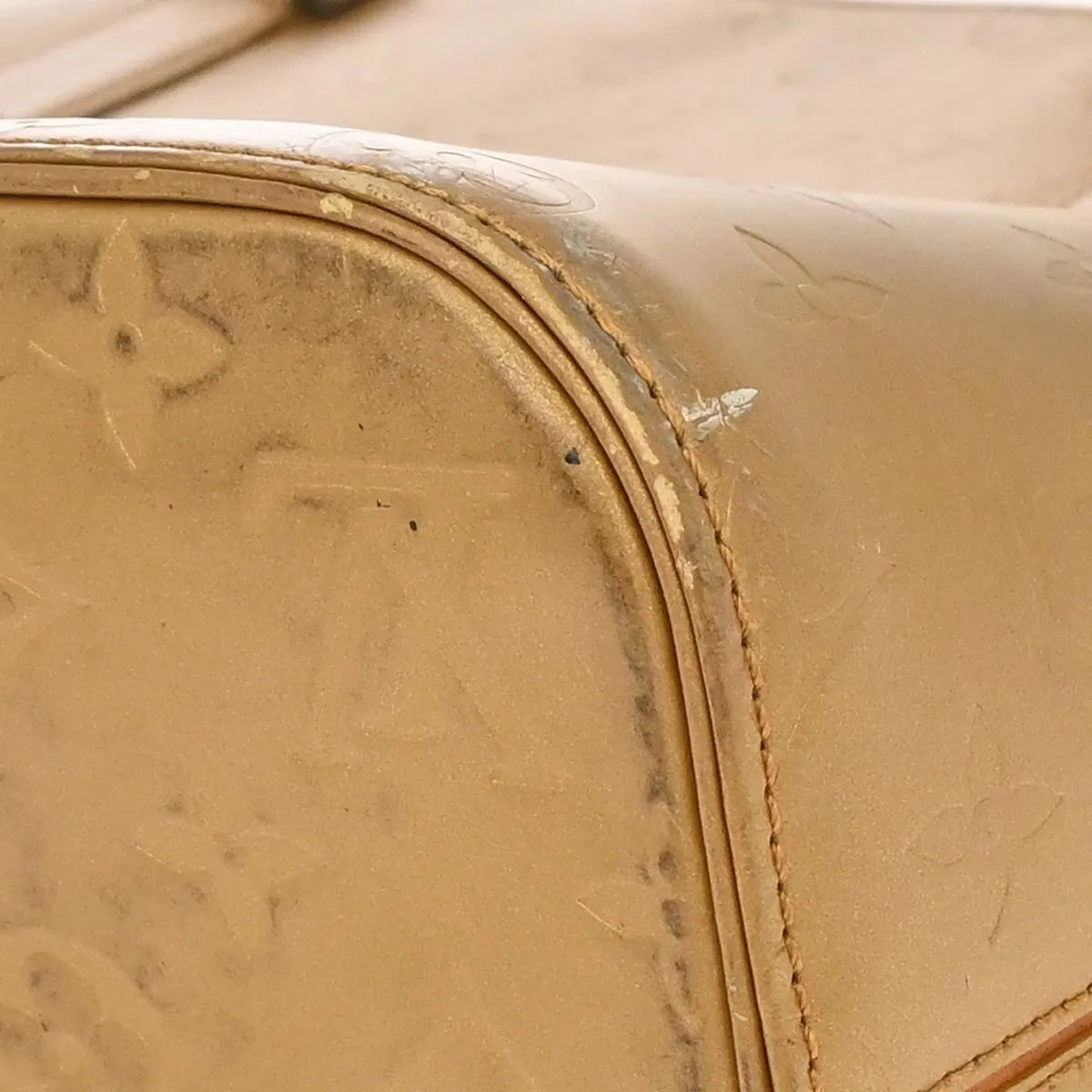 Louis Vuitton Mat Stockton Monogram Vernis, Gold, Patent Leather, Shoulder Bag