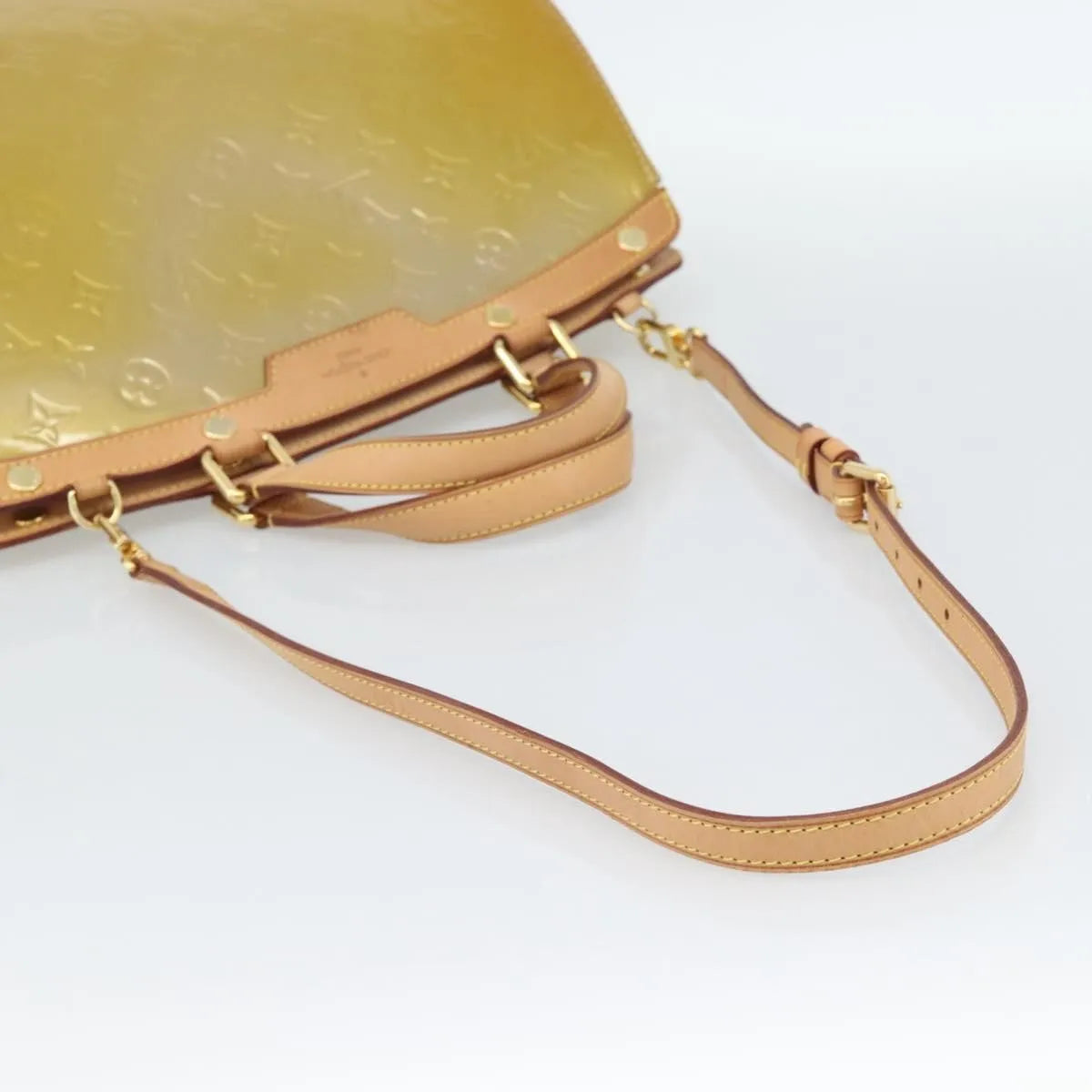 Louis Vuitton Brea Monogram Vernis, Beige, Patent Leather, Handbag