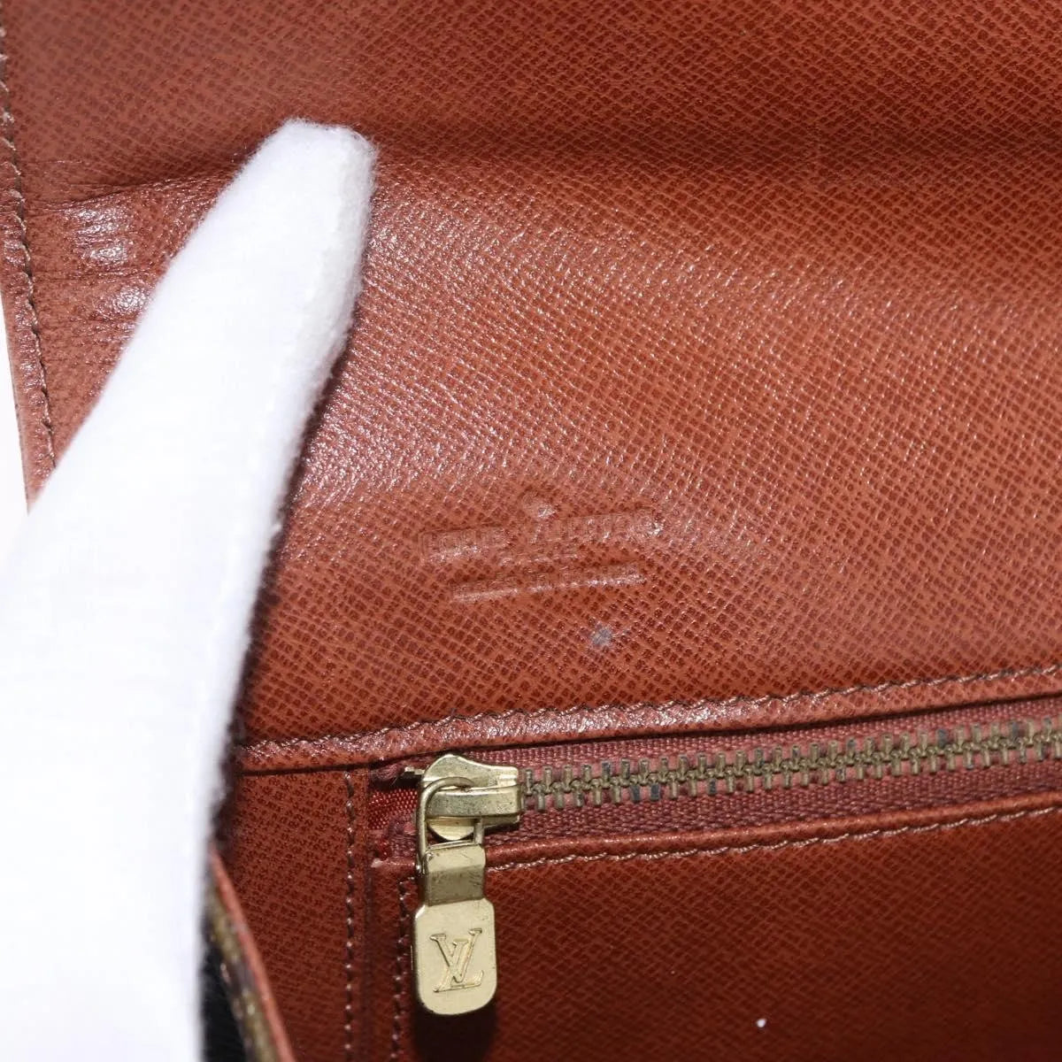 Louis Vuitton Dame Pochette Monogram Canvas, Brown, Canvas, Clutch