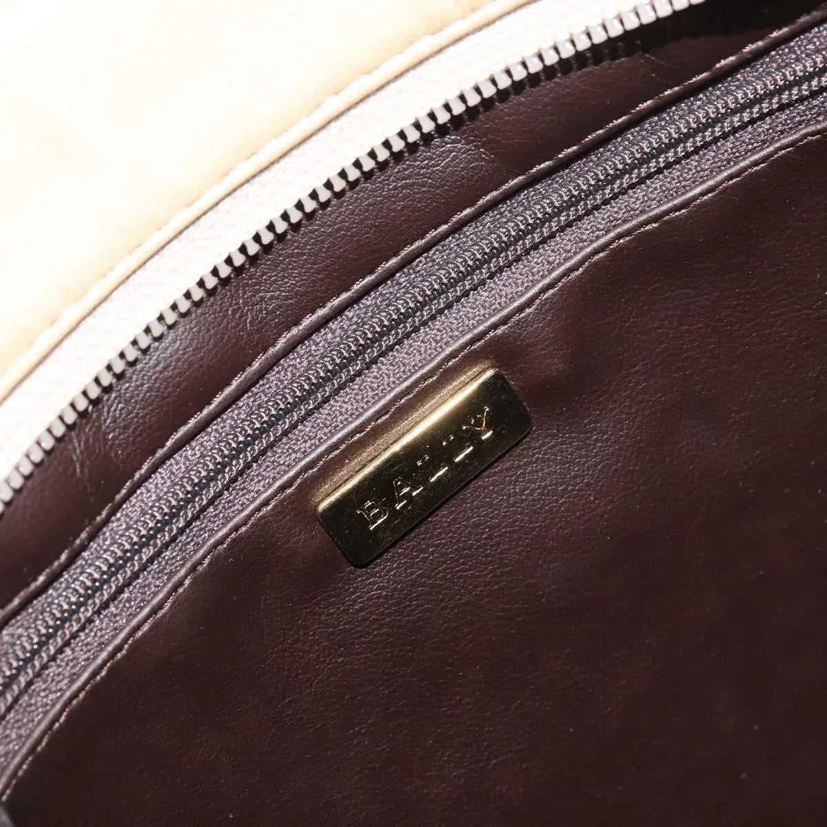 Bally Vintage Chain Quilted Leather, Beige, Leather, Shoulder Bag
