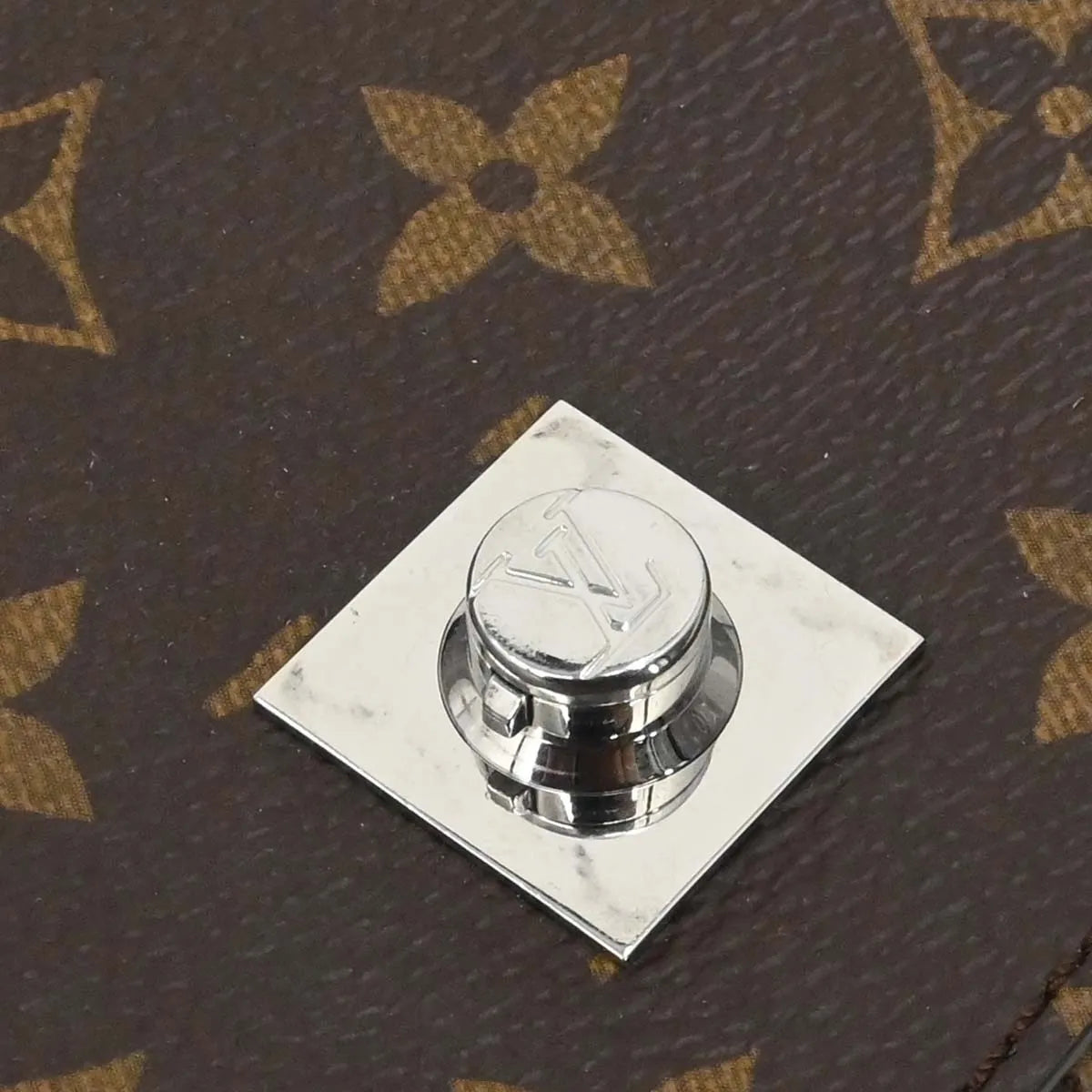 Louis Vuitton Chain It Monogram Canvas with Leather, Brown, Canvas, Handbag
