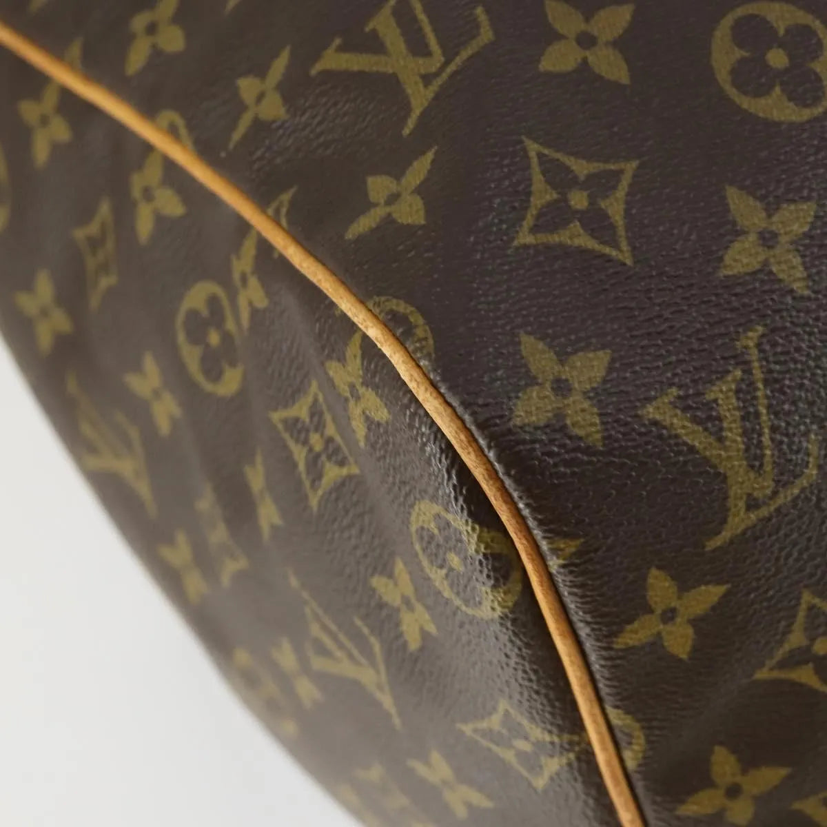 Louis Vuitton Sirius Monogram Canvas, Brown, Canvas, Travel Bag