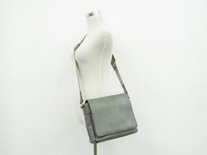 Louis Vuitton Roman Taiga Leather, Gray, Leather, Shoulder Bag