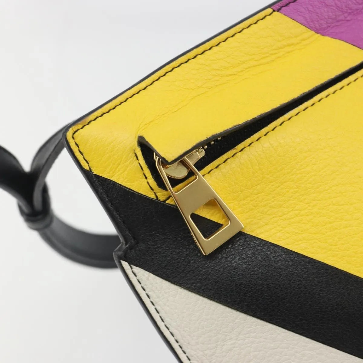 Loewe T Messenger Leather, Multicolour, Leather, Shoulder Bag