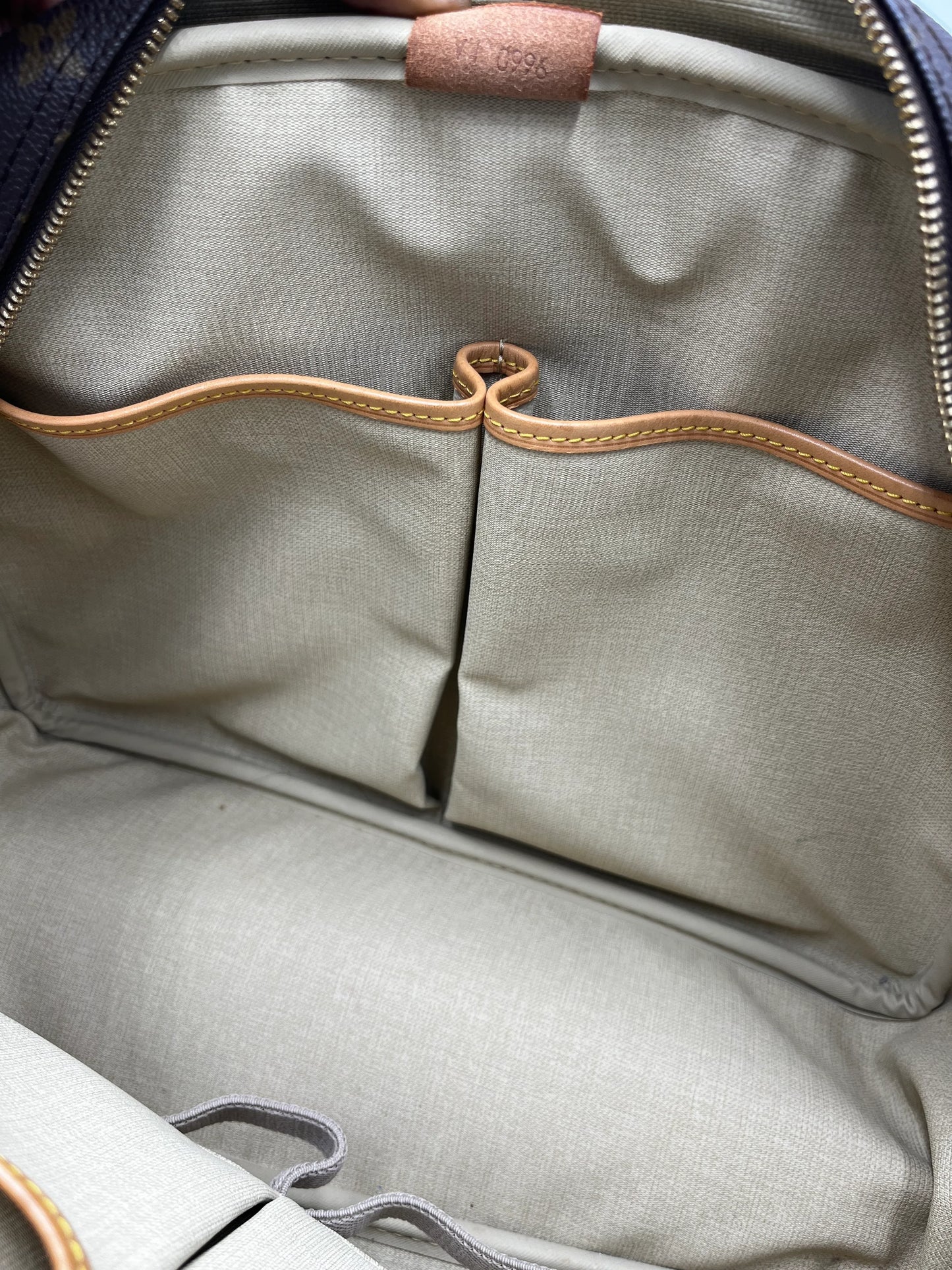 Louis Vuitton Deauville Monogram Canvas, Brown, Canvas, Handbag
