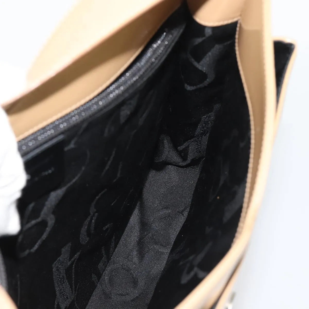 Salvatore Ferragamo Gancini Patent Leather, Beige, Patent Leather, Shoulder Bag