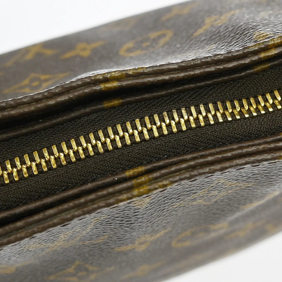 Louis Vuitton Monogram Looping Monogram Canvas, Brown, Canvas, Shoulder Bag