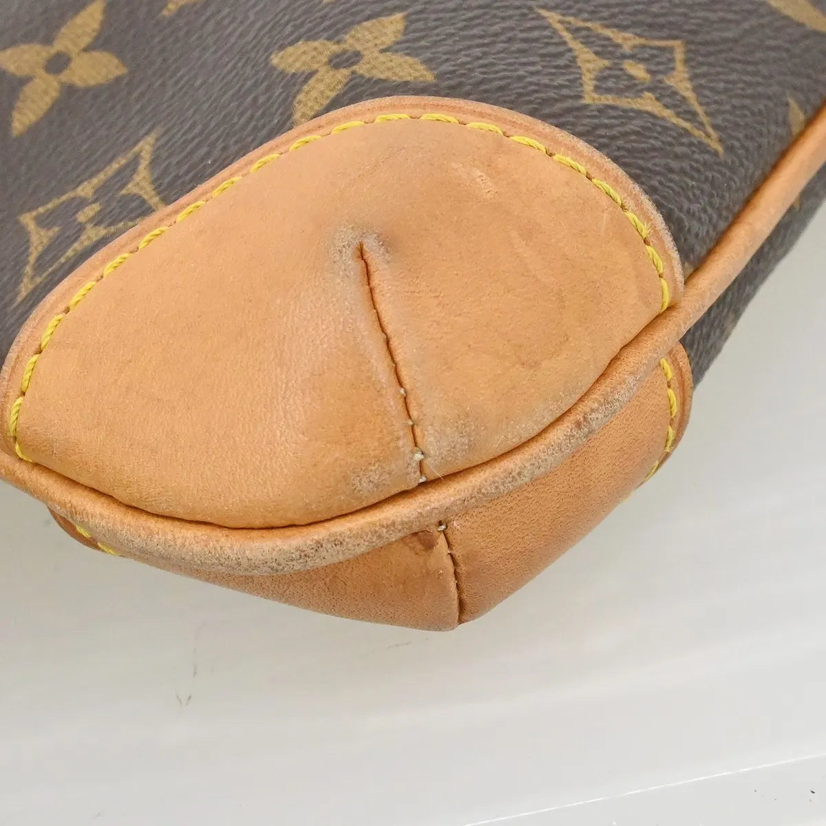 Louis Vuitton Coussin Monogram, Brown, Canvas, Shoulder Bag