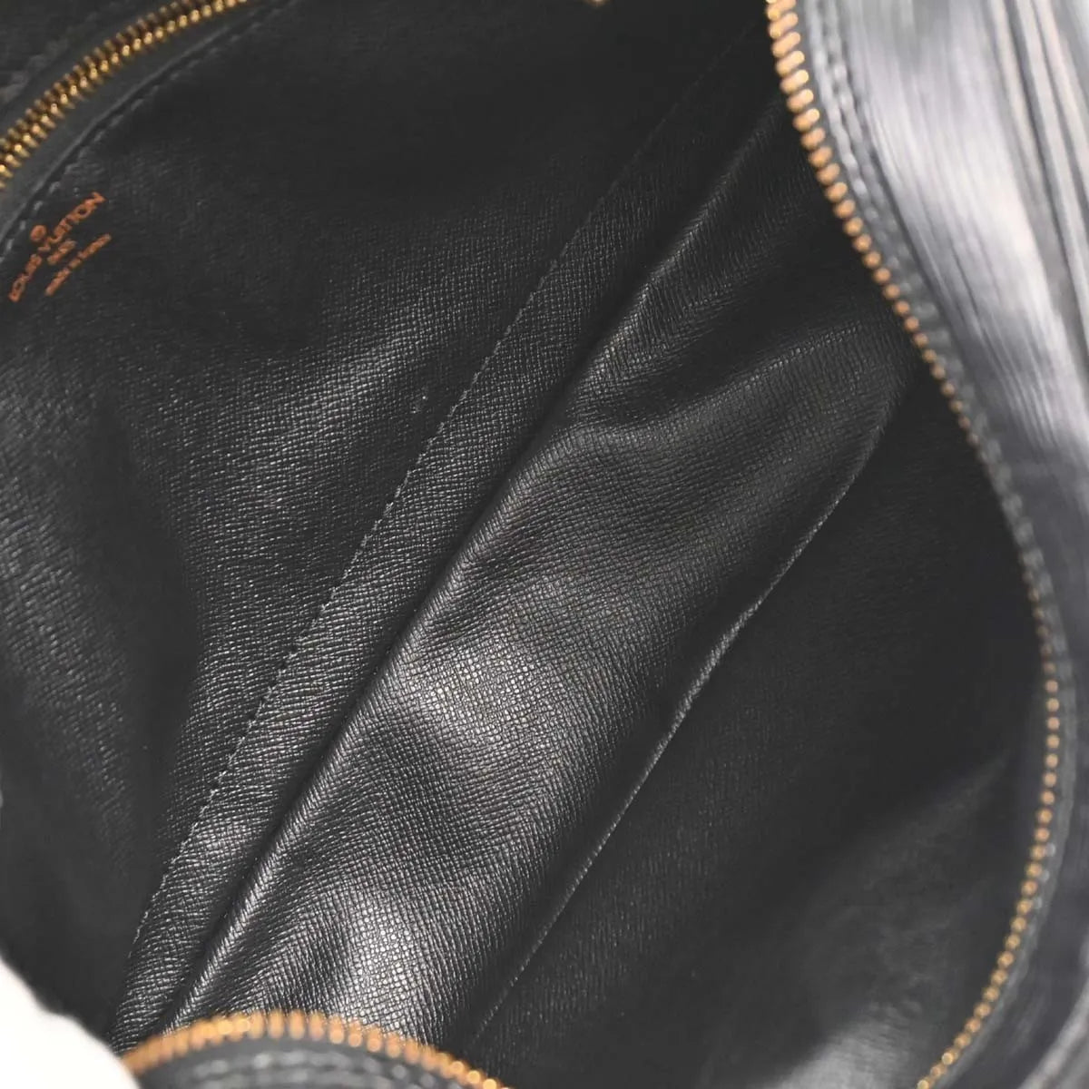 Louis Vuitton Trocadéro Epi, Black, Leather, Shoulder Bag
