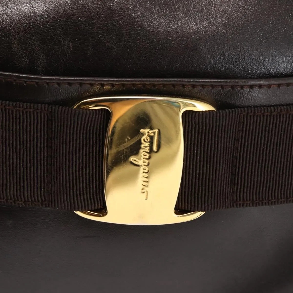 Salvatore Ferragamo Vara Bow camera Leather, Brown, Leather, Shoulder Bag