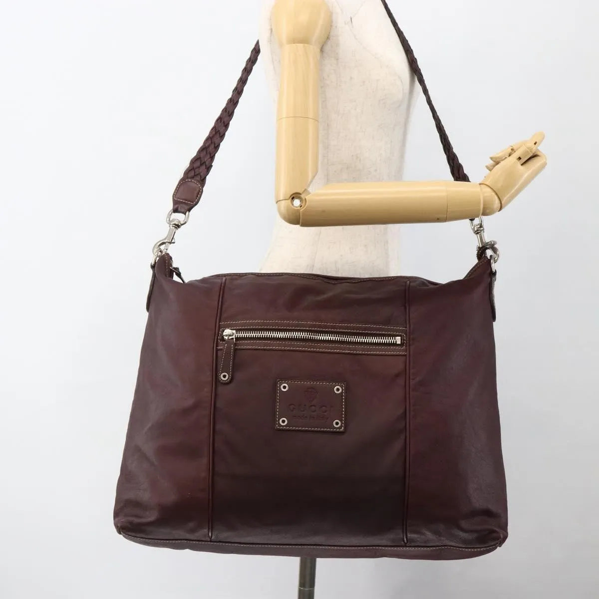 Gucci Logo Crest Messenger Leather, Burgundy, Leather, Shoulder Bag