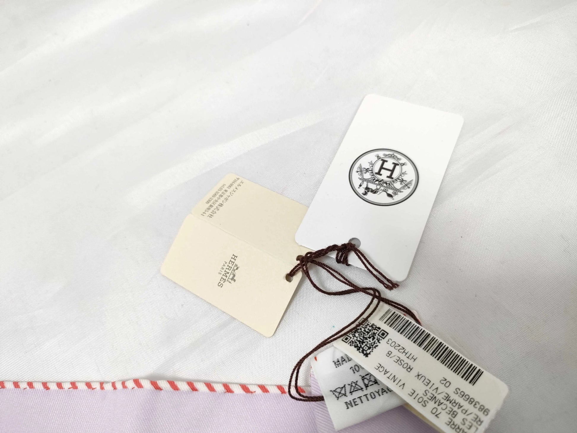 Hermes Carré 70 Silk, Pink, Silk, Scarf