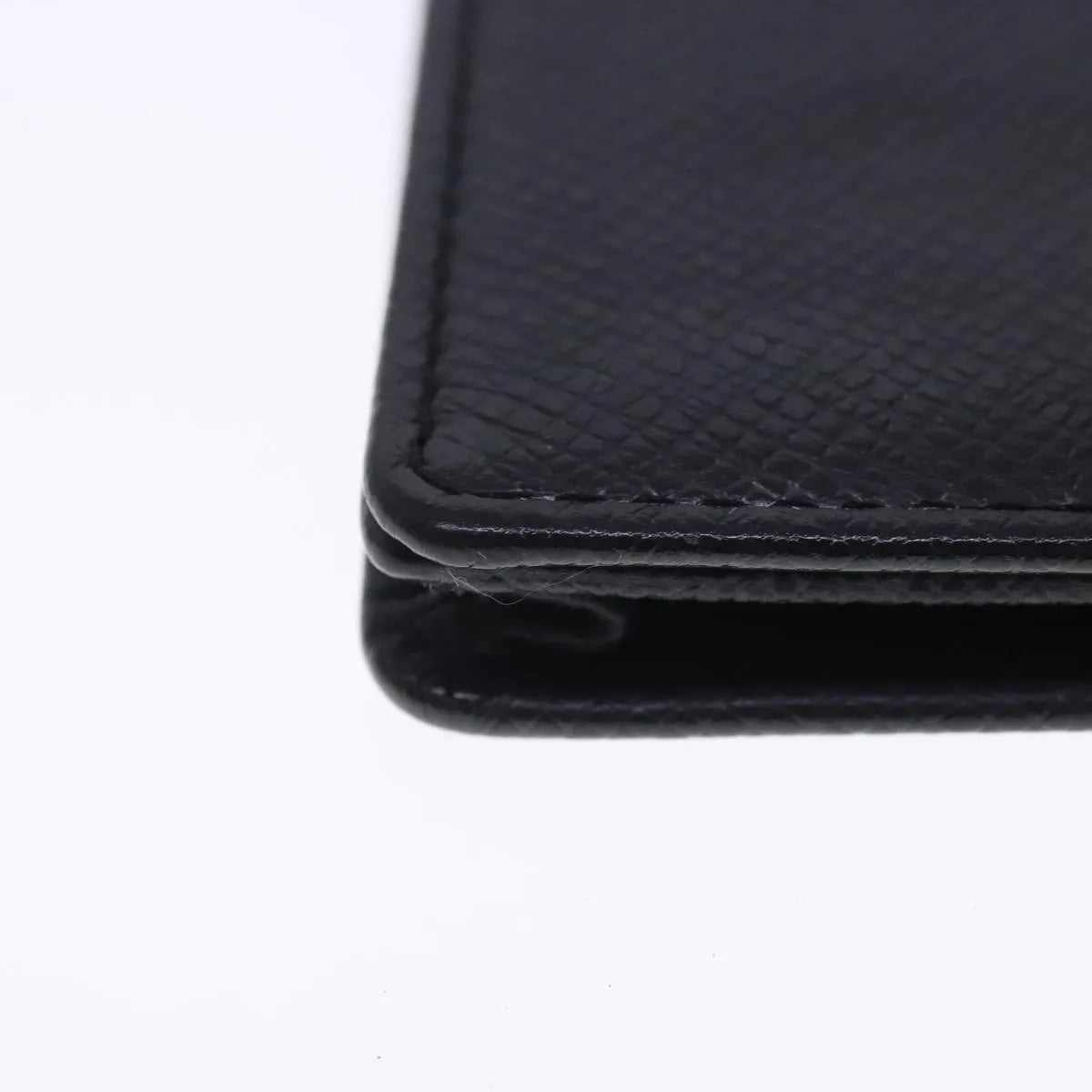 Louis Vuitton Porte Cartes Taiga Leather, Gray, Leather, Wallet
