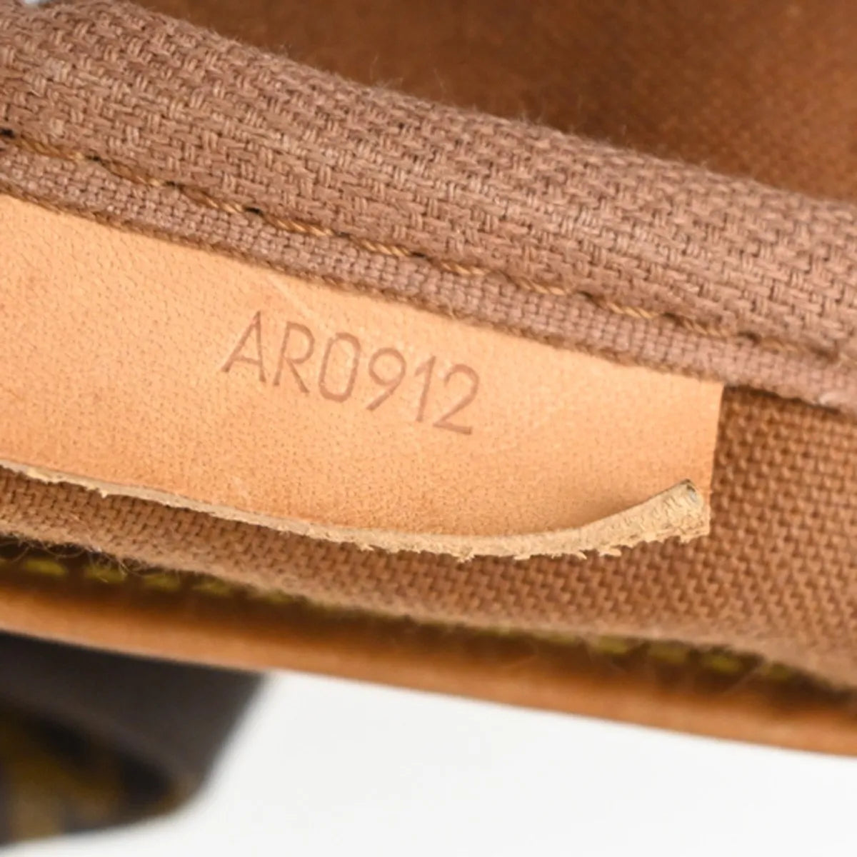 Louis Vuitton Saumur Monogram Canvas, Brown, Canvas, Shoulder Bag