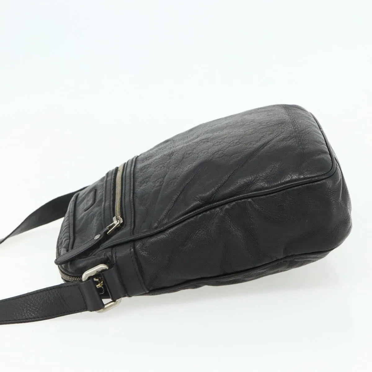 Gucci Front Zip Messenger Guccissima Leather, Black, Leather, Shoulder Bag