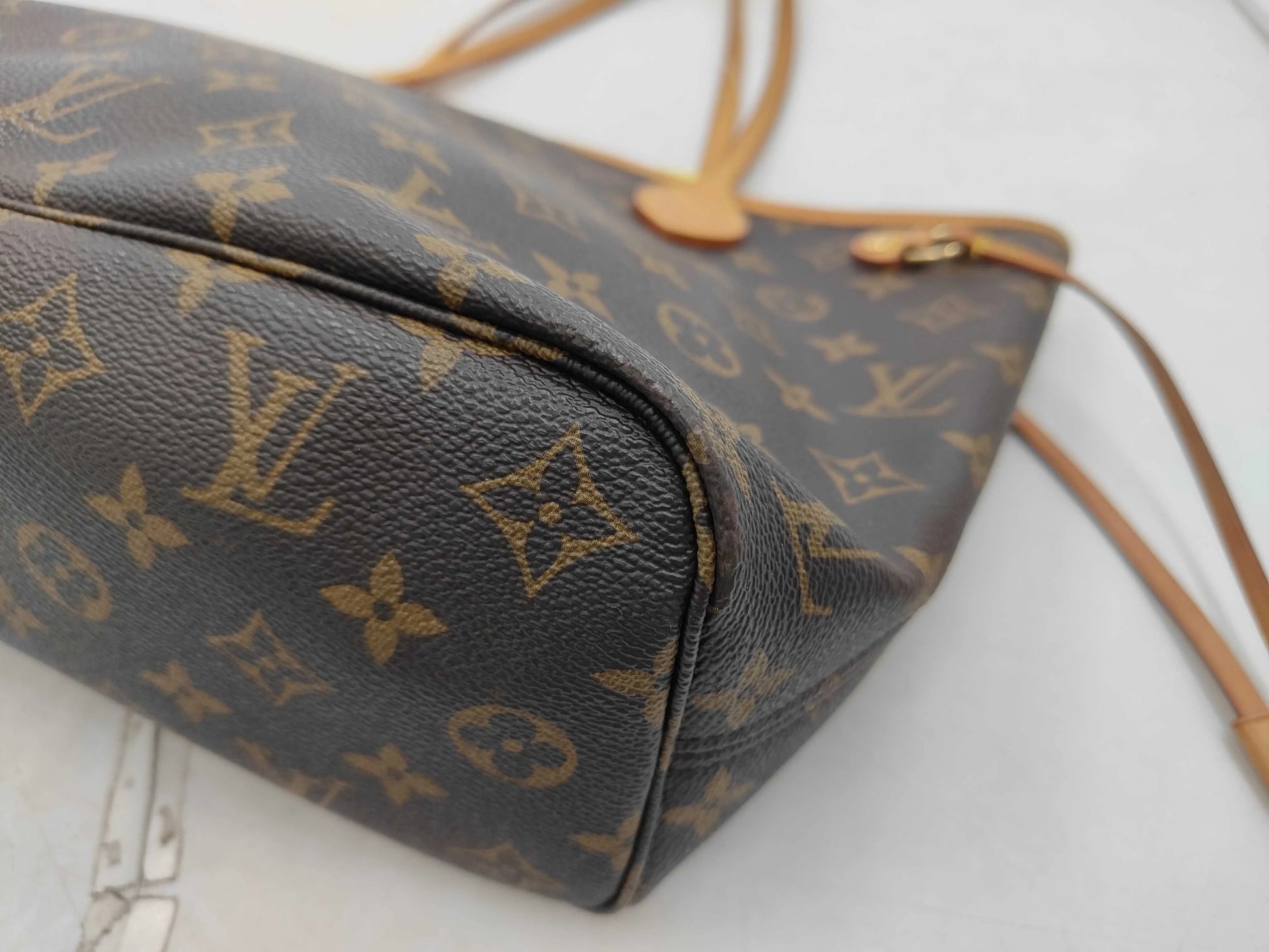 Louis Vuitton Neverfull Tote Monogram Canvas, Brown, Canvas, Tote Bag