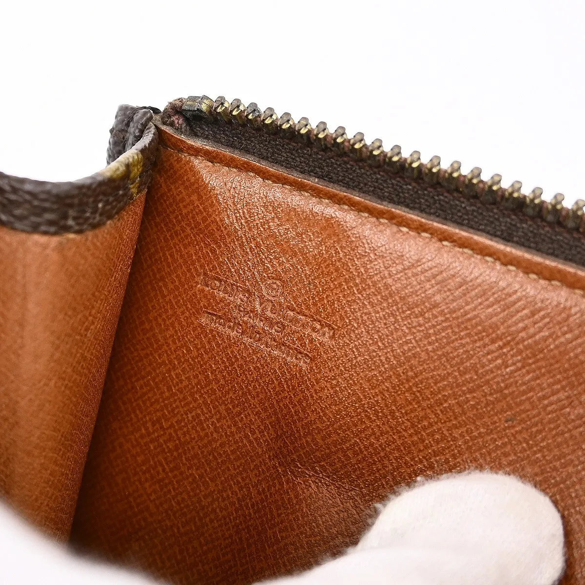 Louis Vuitton Poche Documents Monogram Canvas, Brown, Canvas, Clutch