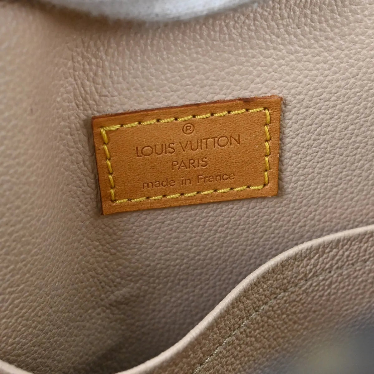 Louis Vuitton Sac Plat Monogram Canvas, Brown, Canvas, Handbag