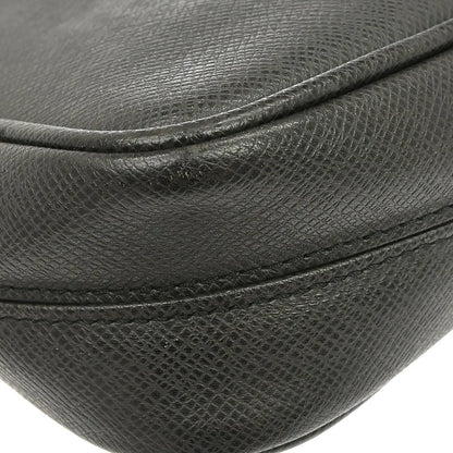 Louis Vuitton Dimitri Messenger Taiga Leather, Black, Leather, Shoulder Bag