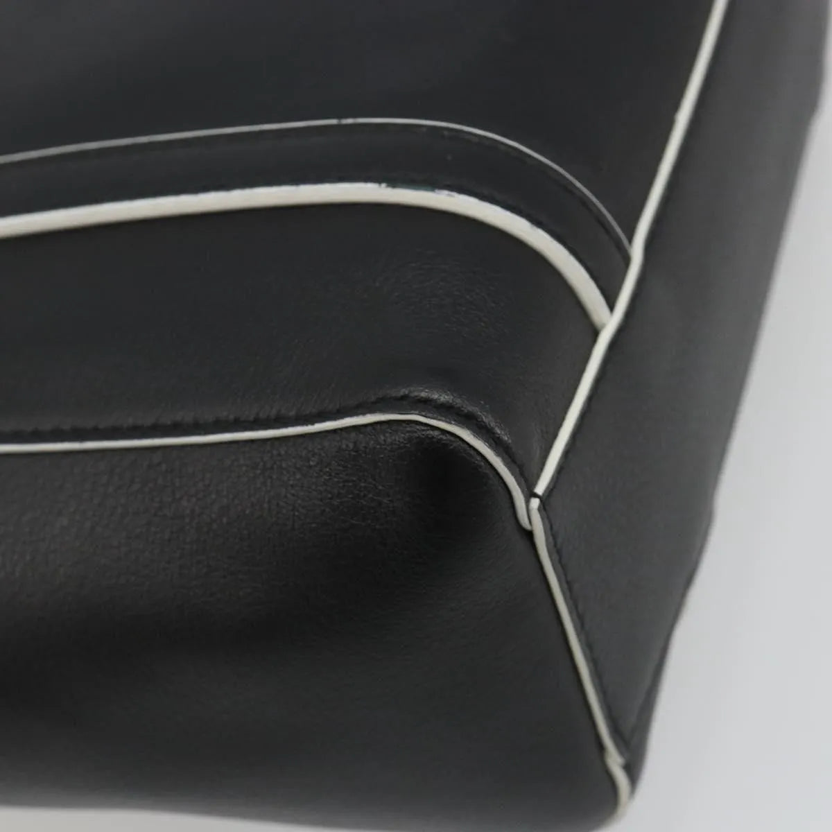 Balenciaga Everyday Tote Leather, Black, Leather, Tote Bag